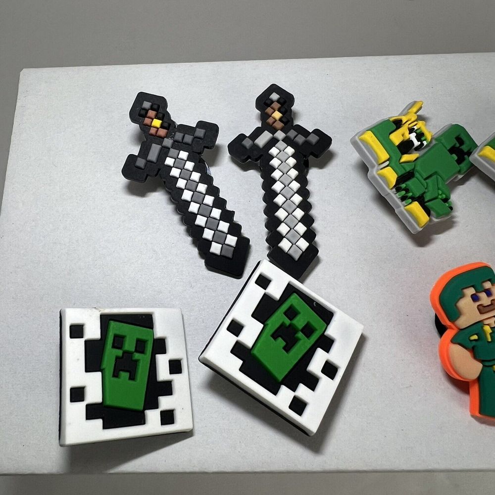 Minecraft Themed Croc Compatible Shoe Charms 10 Lot Steve Sword Creeper Logo New - Picture 2 of 5